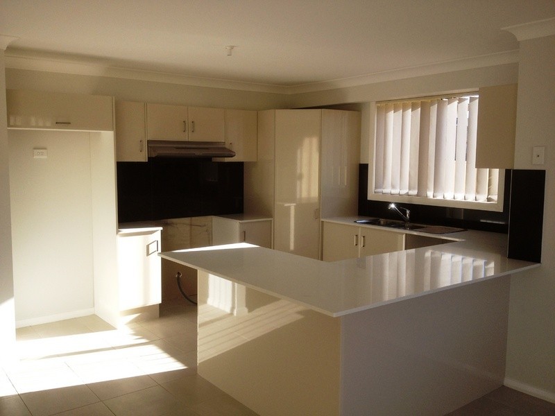 West Hoxton NSW 2171