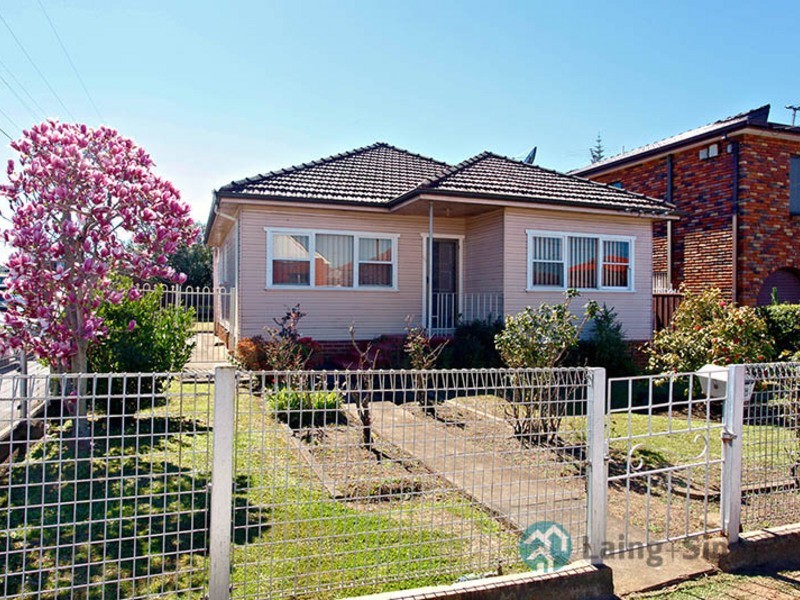 105 Kiora St, Canley Heights NSW 2166