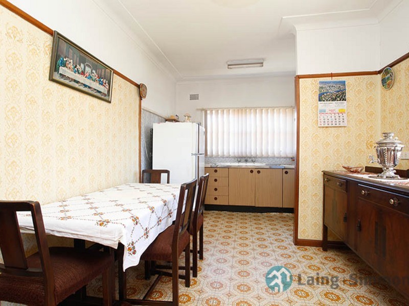 105 Kiora St, Canley Heights NSW 2166