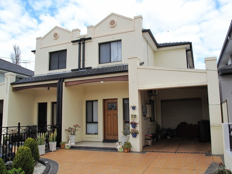 Canley Heights NSW 2166