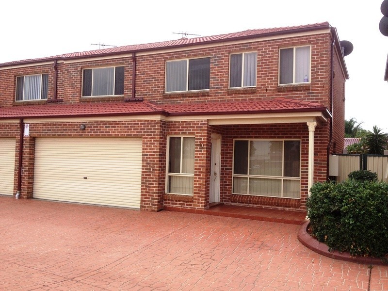 4/7 Altair Close, Hinchinbrook NSW 2168