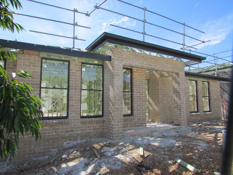 Middleton Grange NSW 2171