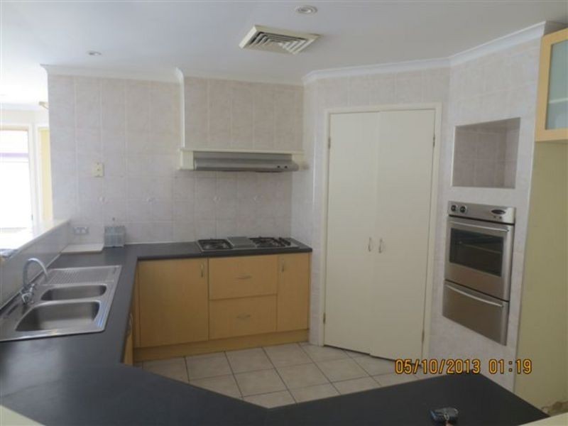 West Hoxton NSW 2171