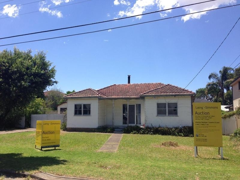 4 Avenel St, Canley Vale NSW 2166