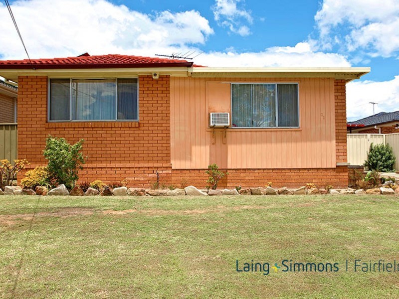 22 Taminga Rd, Green Valley NSW 2168