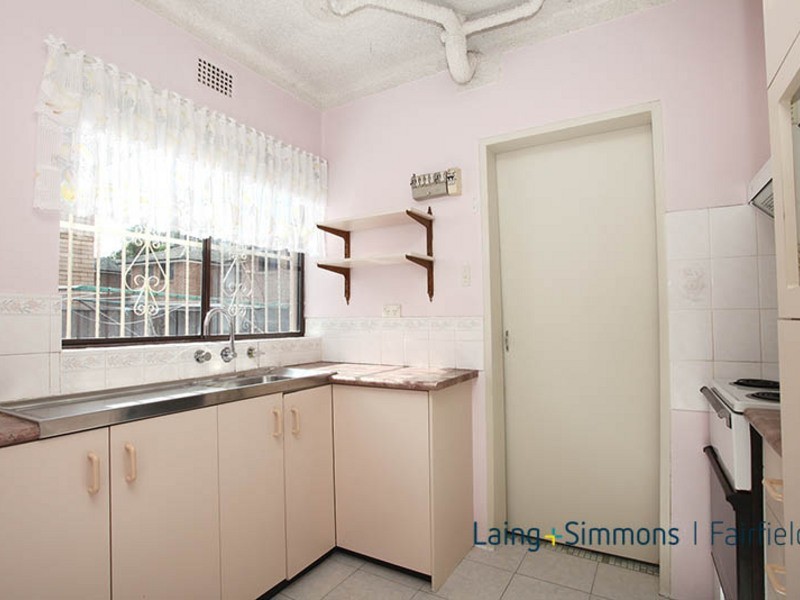 8/108 Wattle Avenue, Carramar NSW 2163