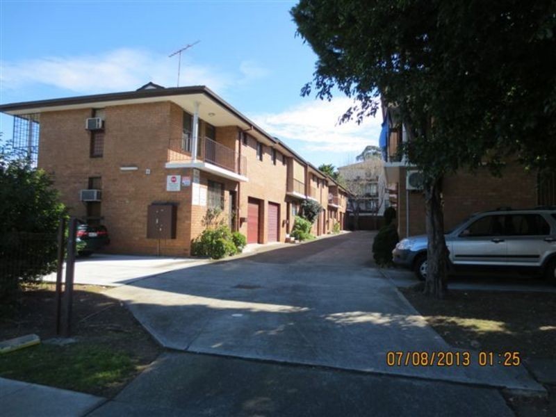 Fairfield NSW 2165