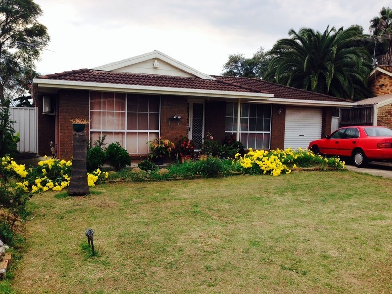 Greenfield Park NSW 2176