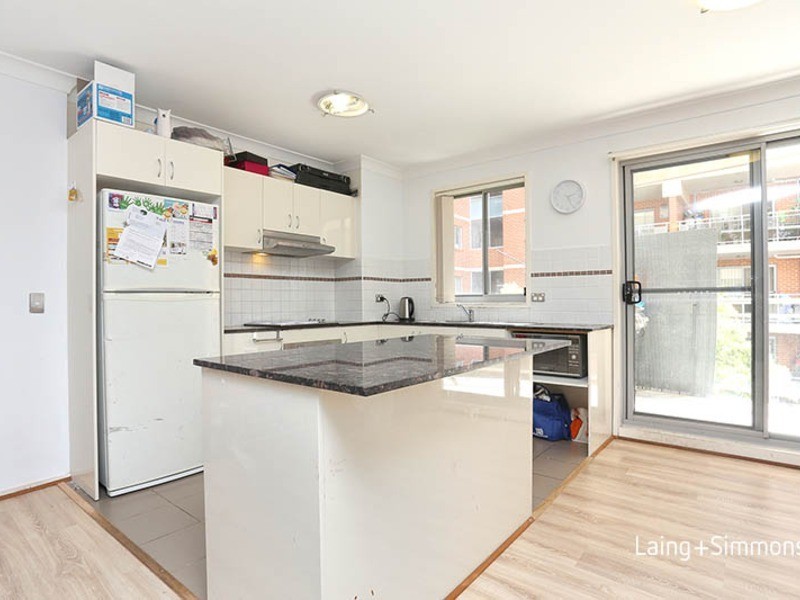 24/4-6 Lachlan Street, Liverpool NSW 2170