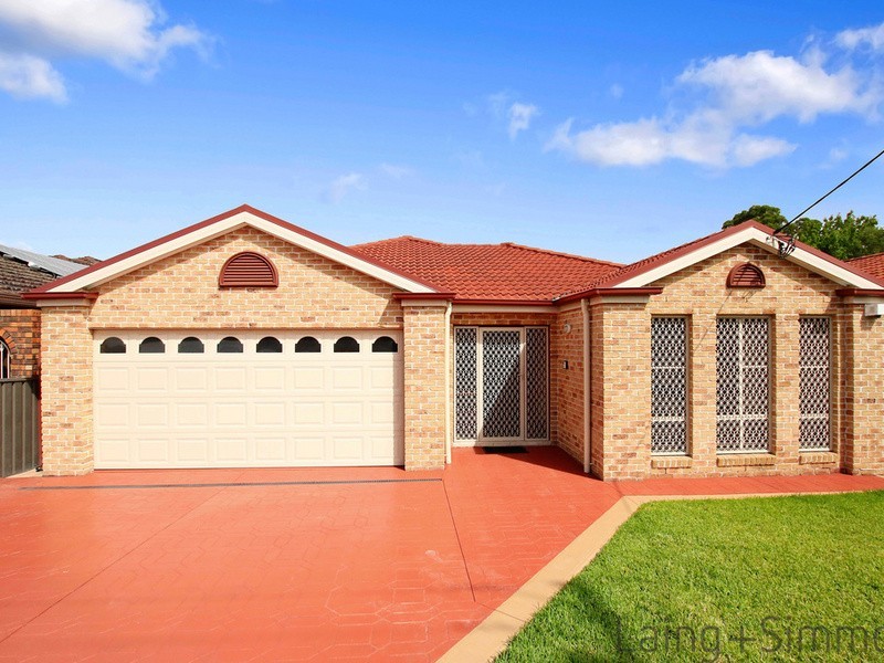 43 Dawson Street, Fairfield Heights NSW 2165