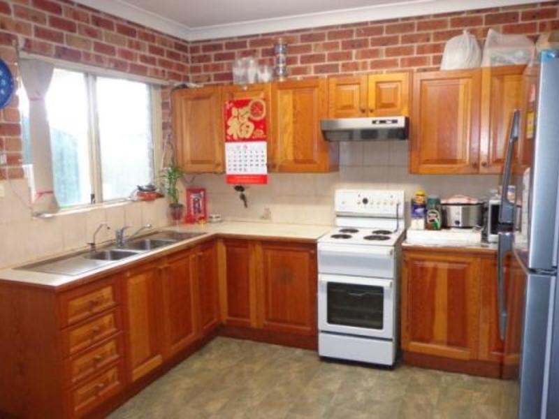 87A Throsby, Fairfield Heights NSW 2165