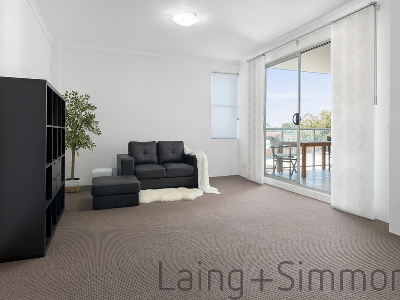 303/13 Spencer Street, Fairfield NSW 2165