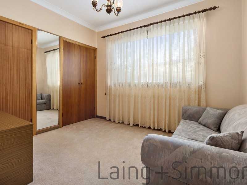 8 Dalziel Street, Fairfield West NSW 2165