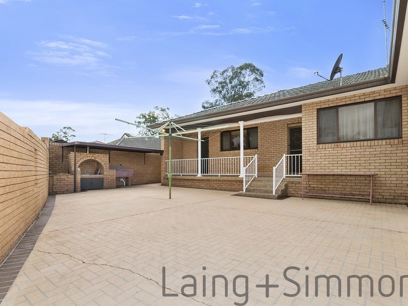 8 Dalziel Street, Fairfield West NSW 2165