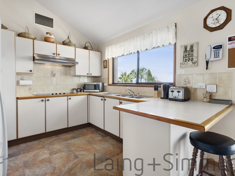 32 Glen Davis Avenue, Bossley Park NSW 2176