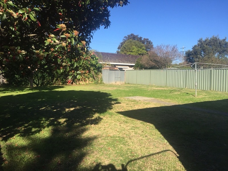 Fairfield West NSW 2165