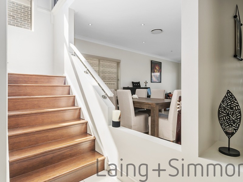 5 Bravo Street, Middleton Grange NSW 2171