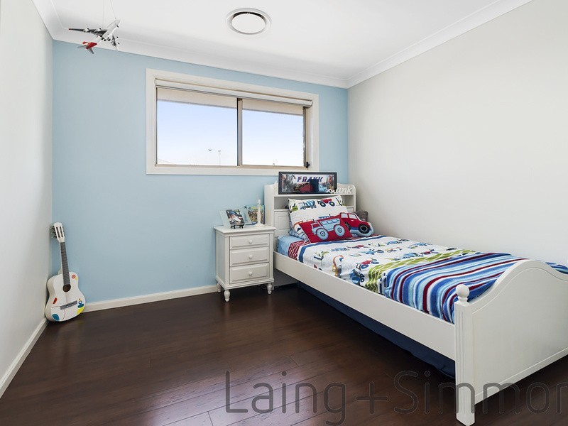 5 Bravo Street, Middleton Grange NSW 2171