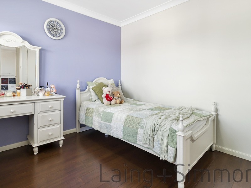 5 Bravo Street, Middleton Grange NSW 2171