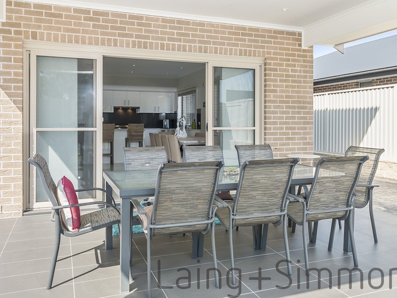 5 Bravo Street, Middleton Grange NSW 2171