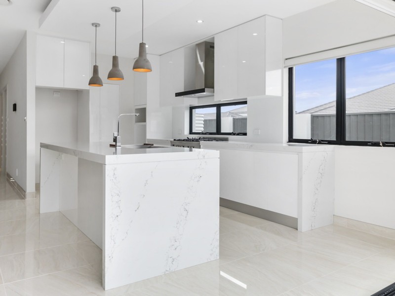 18 Venturer Parade, Leppington NSW 2179