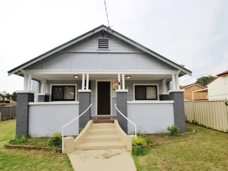 Fairfield NSW 2165