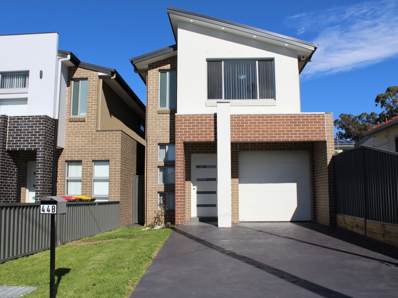 44B Rosedale Street, Canley Heights NSW 2166