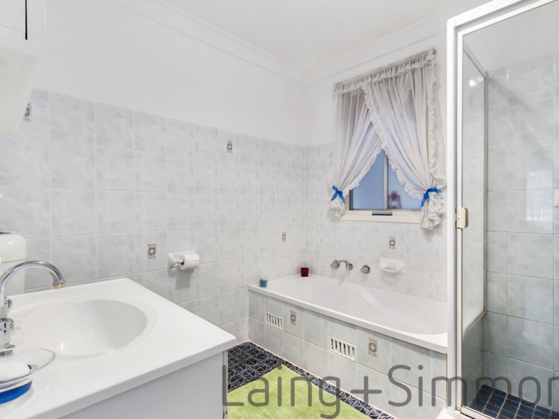 10 Galloway Street, Bossley Park NSW 2176