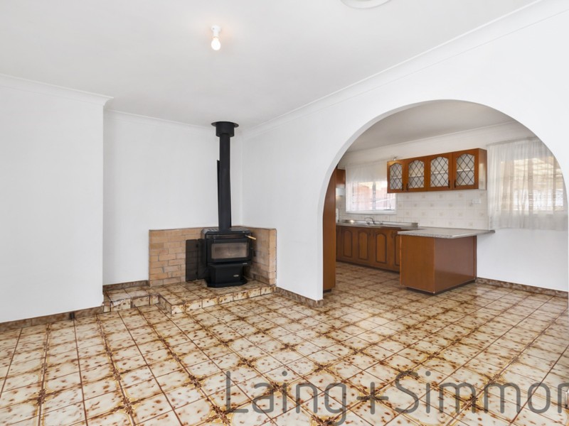 17 West Street, Lurnea NSW 2170