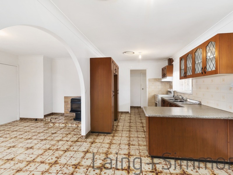 17 West Street, Lurnea NSW 2170