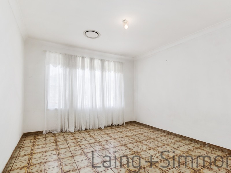 17 West Street, Lurnea NSW 2170