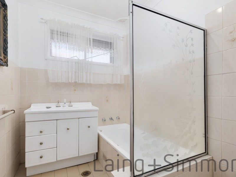 17 West Street, Lurnea NSW 2170