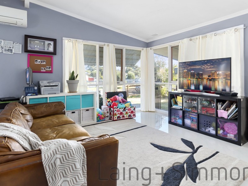 4 Vera Court, Cabramatta NSW 2166