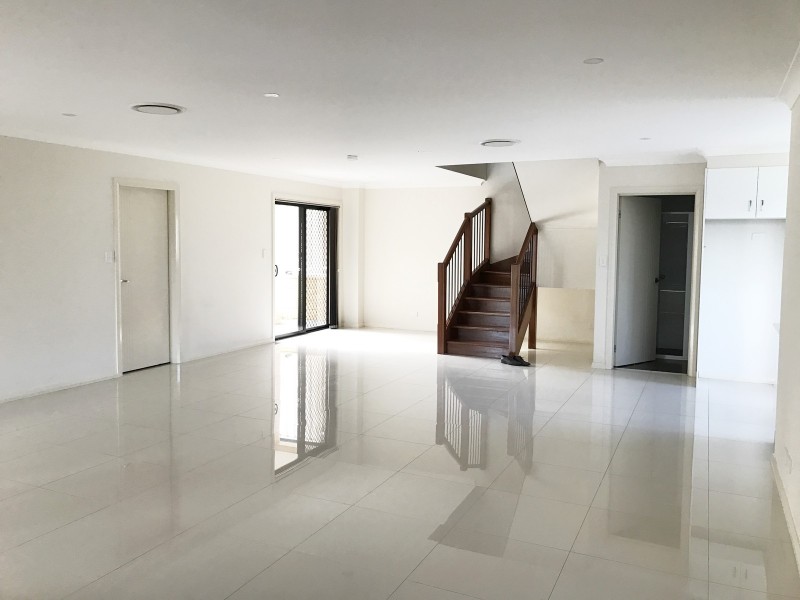 Middleton Grange NSW 2171