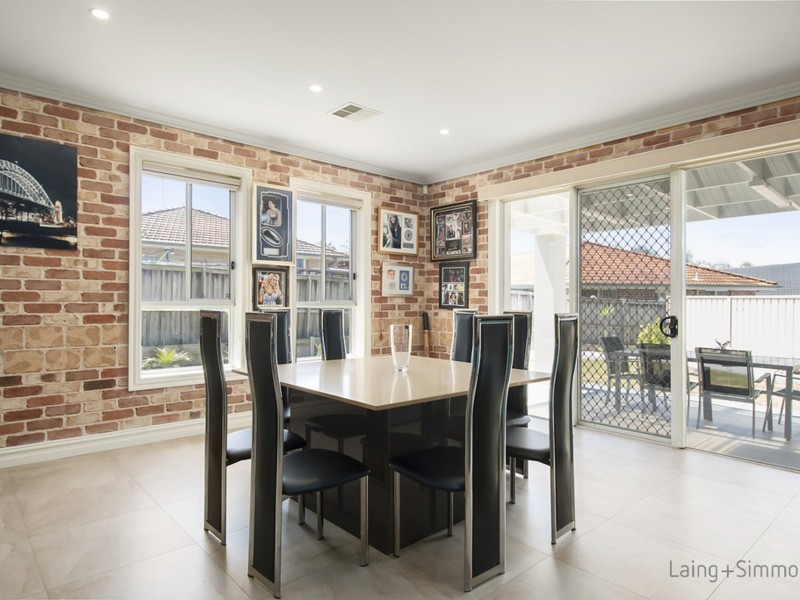 7 Temma Place, West Hoxton NSW 2171