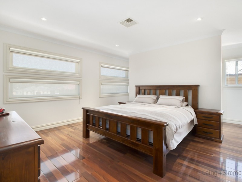 7 Temma Place, West Hoxton NSW 2171