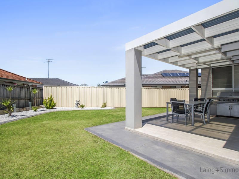 7 Temma Place, West Hoxton NSW 2171