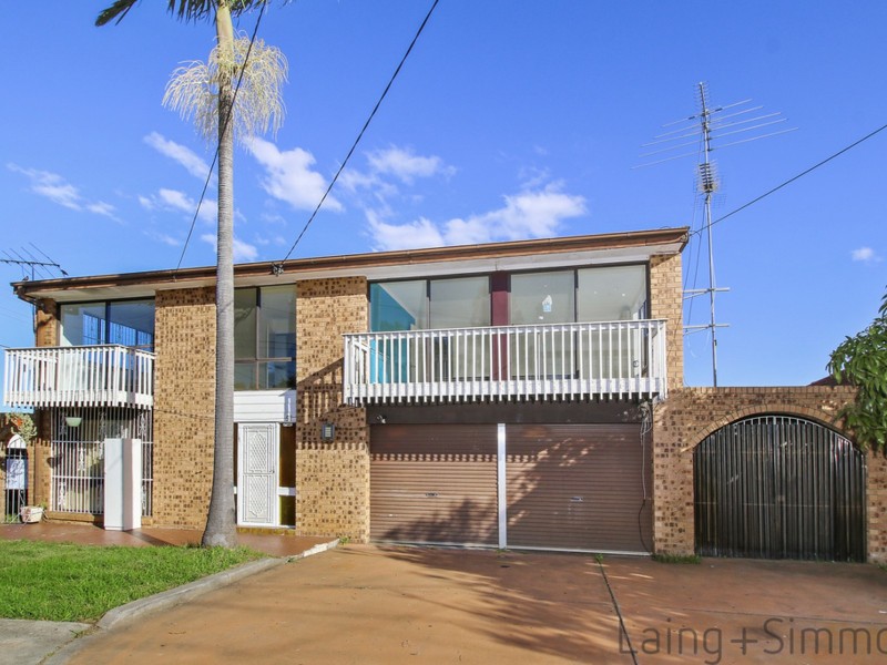 Fairfield West NSW 2165