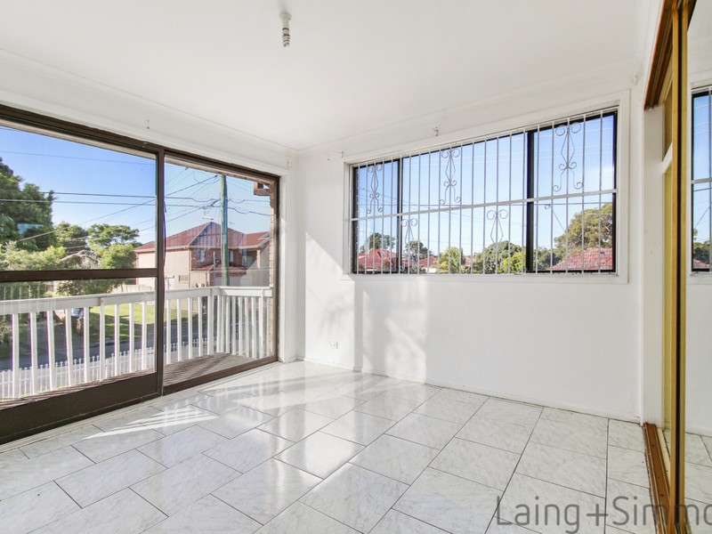 Fairfield West NSW 2165