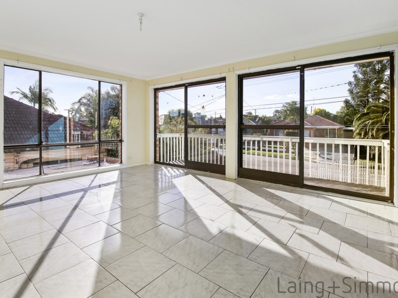 Fairfield West NSW 2165