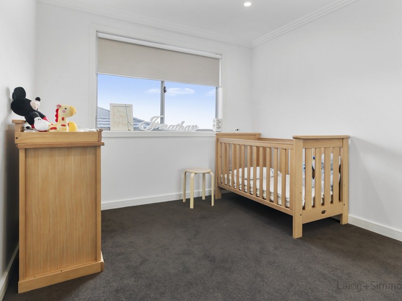 2 Kingsford Smith Avenue, Middleton Grange NSW 2171