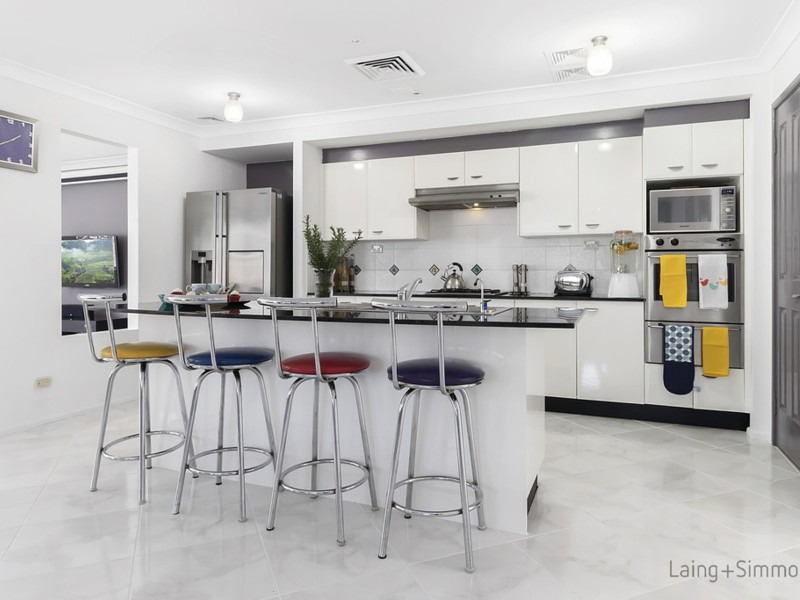 36 Swinborne Crescent, Wetherill Park NSW 2164