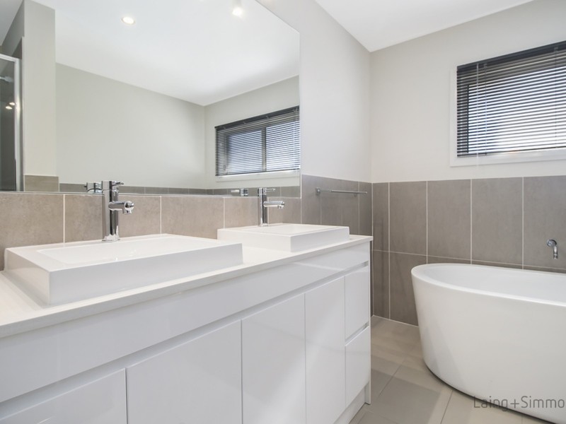 Middleton Grange NSW 2171