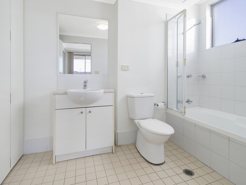 306/13 Spencer Street, Fairfield NSW 2165