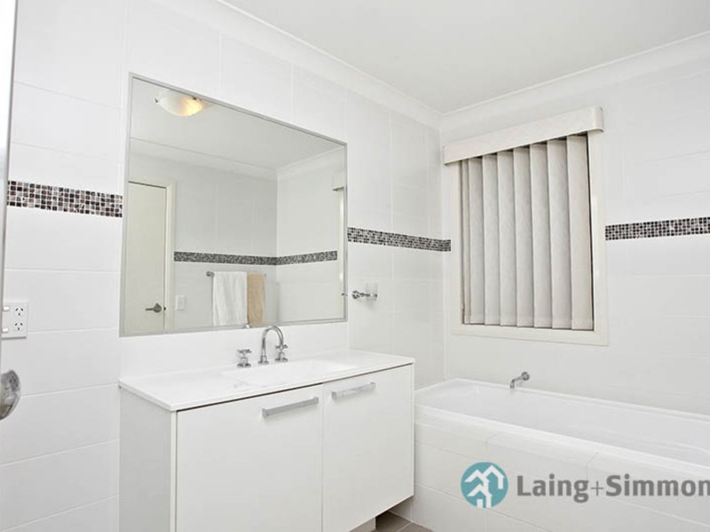 Middleton Grange NSW 2171