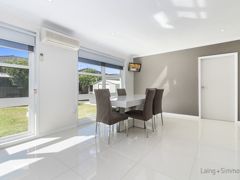 30 Canterbury Road, St Johns Park NSW 2176