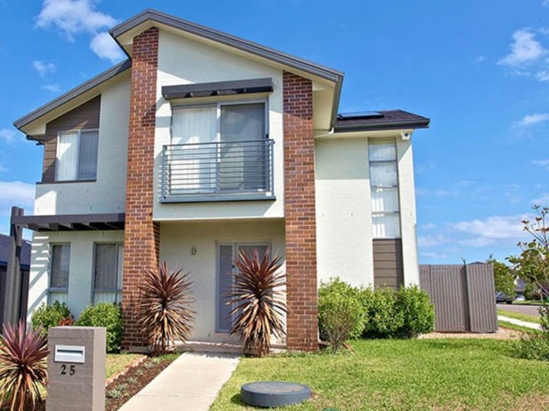 25B TRUSTCOTT AVE, Middleton Grange NSW 2171