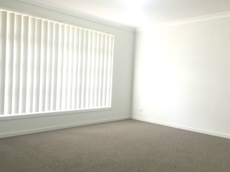 24 DRUES AVE, Edmondson Park NSW 2174