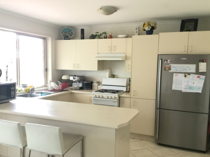 8A BAROOK PLACE, Mount Pritchard NSW 2170