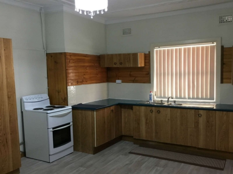 29 MYDDLETON AVENUE, Fairfield NSW 2165